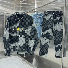 Picture of LV Sweater Suits _SKULVsz46-52M-2XLhgntx0341193